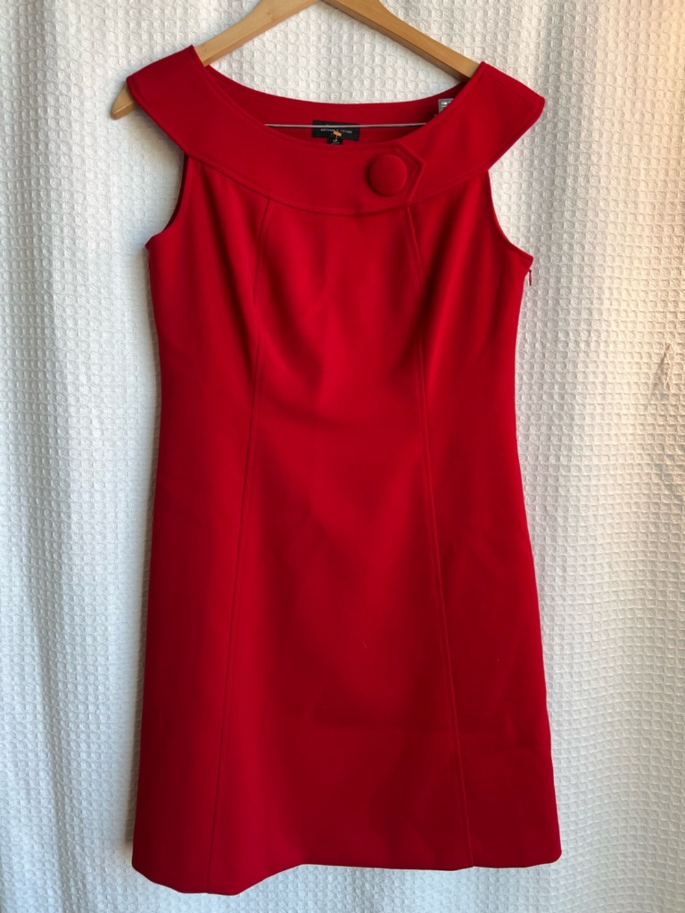 Tahari Arthur Levine Petite Sleeveless Red Midi Dress with Statement Collar